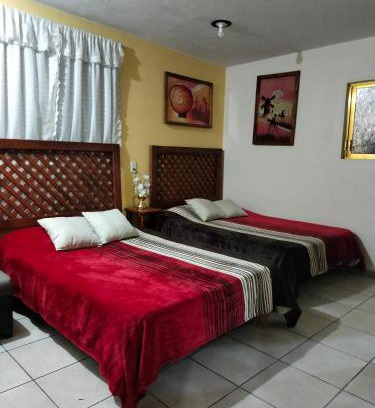 Zacatlan House | Child-Friendly Hospedaje3CASA in San Francisco Awaits You