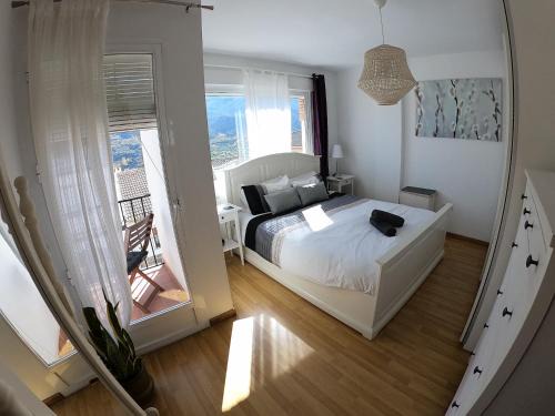 Guejar Sierra House | Pet-Friendly Casa San Tomas: Family-Friendly Escape Awaits