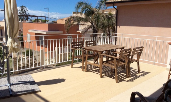 Marina di Ragusa Apartment | Beautiful Casa Santa Barbara Villa with Ocean View Veranda