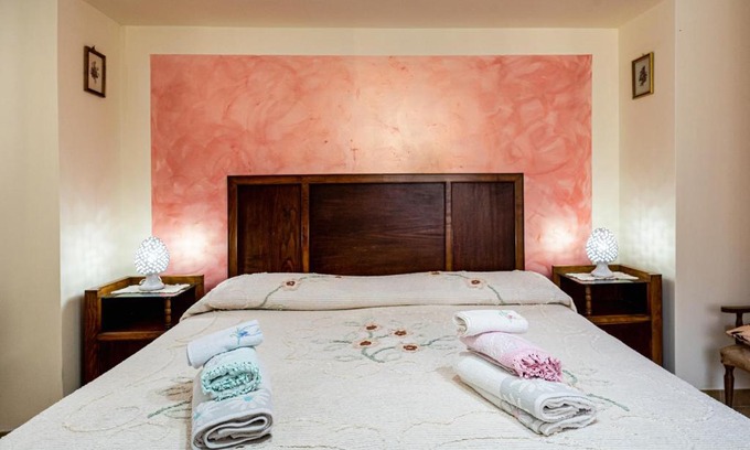 Fiumedinisi House | Casa Santoro: Pet-Friendly 4-Star Getaway with 9.9 Rating