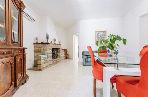 Maddalenedda House | Family-Friendly Retreat at Casa Sara for Memorable Stays
