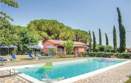 Montorsaio House | Casa Scala: Pet-Friendly Retreat with Pool and Kids' Fun