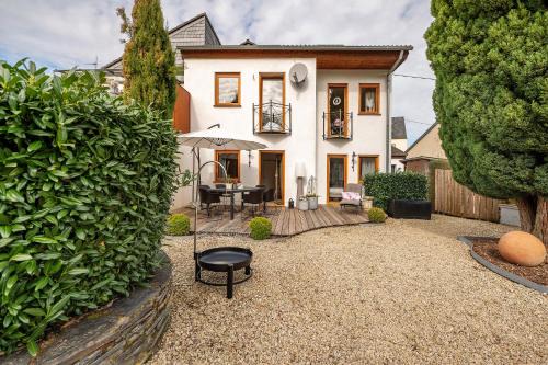 Longkamp Apartment | Pet-Friendly Casa Schneck: Guest Rated 9.7/10 Experience