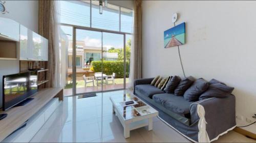 Rayong House | Oceanfront Bliss at Casa Seaside Rayong, Rated 8/10