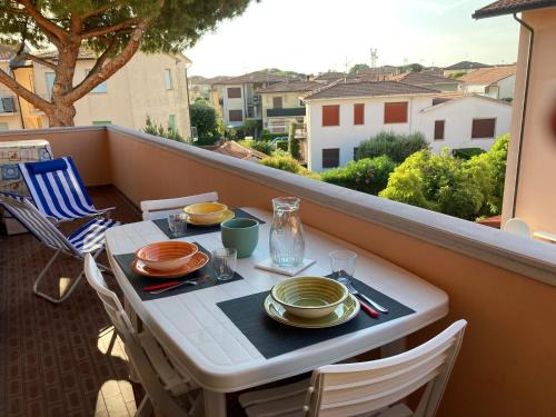 Marina di Cecina Apartment | Discover Casa Selia: Pet-Friendly with Private Beach Access