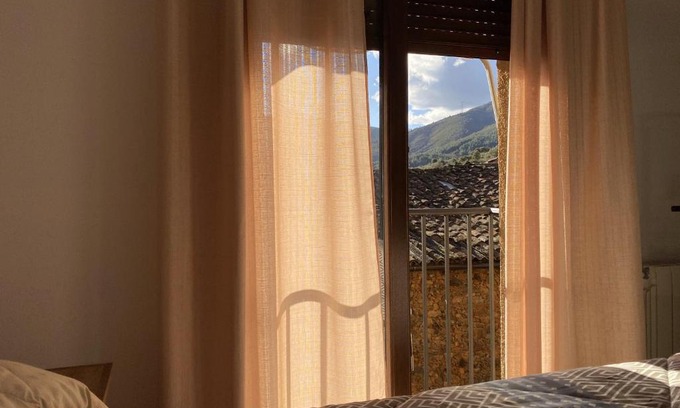 Robledillo de Gata Apartment | Pet-Friendly Casa Senagüilla with a 9.6/10 Guest Rating
