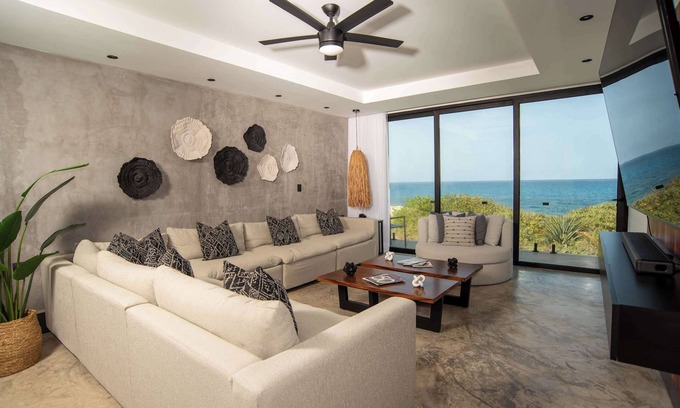 Isla Mujeres Apartment | Casa Serena: A getaway in Isla Mujeres with private balcony and ocean view