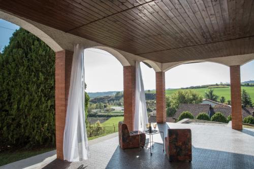 Solonghello House | Family-Friendly Casa Serena: 4-Star Getaway with Kitchen