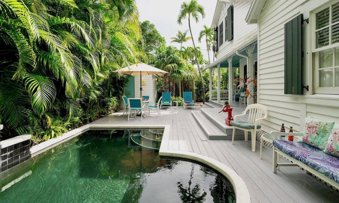 Key West Historic District House | Historic CASA SERENDIPITY: Pool & Ocean Views Await