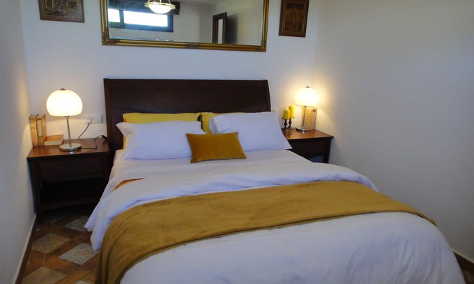 Alora Apartment | Casa Serenity: Stylish One-Bedroom with Pool & Spa