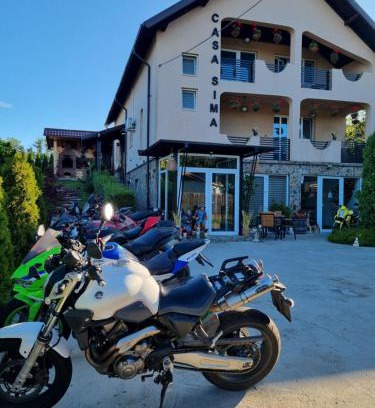 Curtea De Arges House | Casa Sima: Guest Rated 9.7 with Family-Friendly Amenities