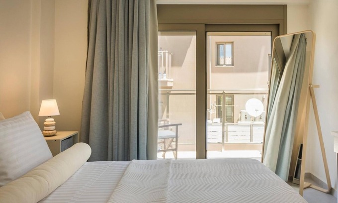 Argostoli Town Apartment | Experience Casa Simone Kefalonia with Ocean Views & Breakfast