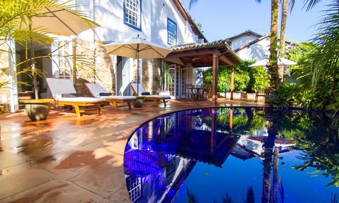 Historic Center Hotel | Experience Tranquility at Casa Simone Pousada with Ocean Views