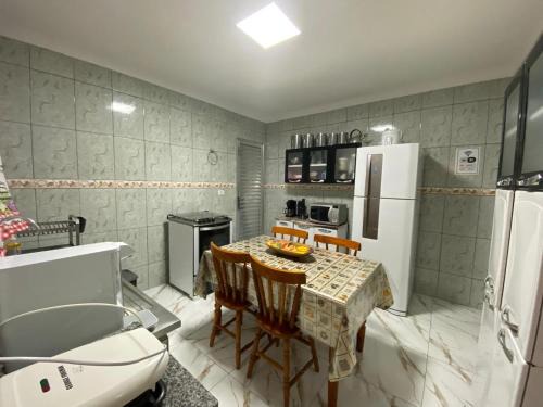 Jardim Rio da Praia Apartment | Cozy Casa: Family-Friendly Stay with Top Guest Ratings