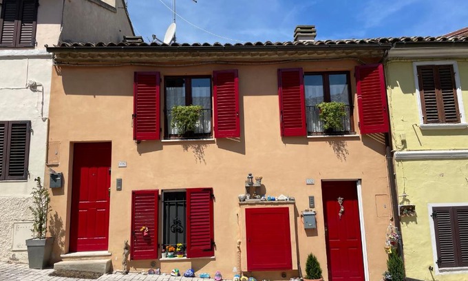 Loreto House | Discover the Historic Appartamento on Via Lauretana