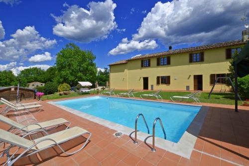 Monticiano House | Discover Casa Sofi: Pet-Friendly Retreat with Pool Access