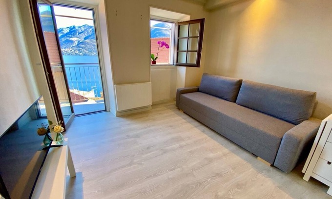 Cannobio House | Relaxing Casa Spasù with Ocean View in Cannobio, Lake Maggiore