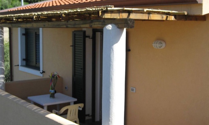 Gioiosa Marea Apartment | Monolocale Casa Spisidda with Ocean View in Panarea