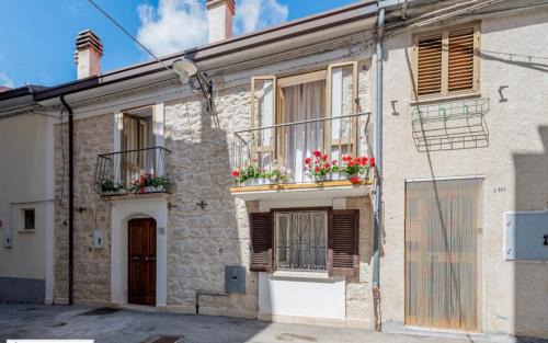Gessopalena House | Discover Family-Friendly Comfort at Casa Stanzian