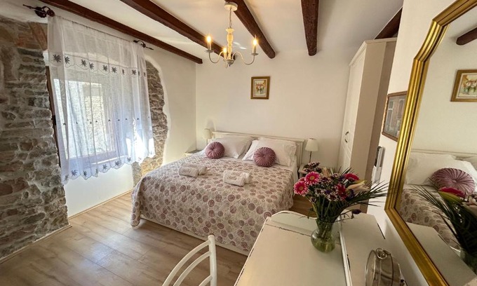 Draguc House | Discover Casa Stella: Family-Friendly 4-Star Retreat