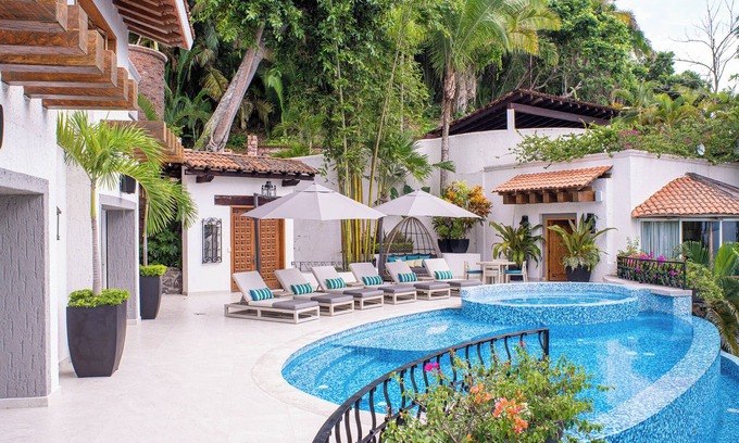 Conchas Chinas Villa | Casa Sueños del Mar - Guest Rated 10/10 Ocean View Villa