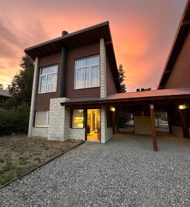 Angostura Ski Chalet | Kid-Friendly Retreat at Casa Sukha ALOJAMIENTOS PATAGONICOS