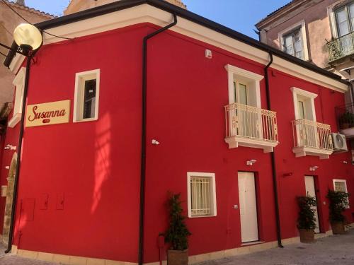 Crotone Apartment | Pet-Friendly Retreat at Casa Susanna for the Whole Family