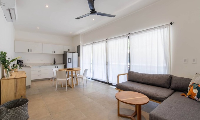 Nosara Apartment | Discover Casa Swell: Walk to Bodhi Tree & Surf Paradise
