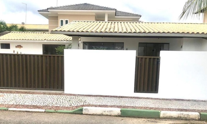 Centro House | Pet-Friendly Casa Térrea in Premier Guarajuba Community