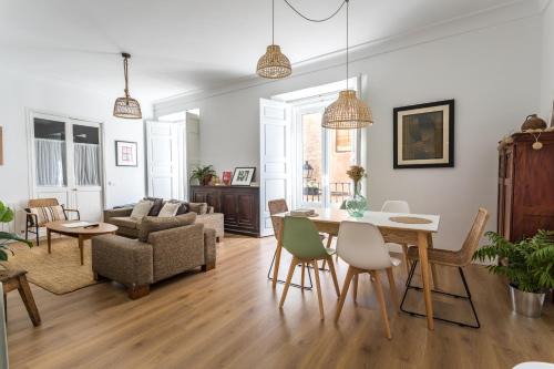 Siguenza Apartment | Guest Rated: Casa Tío Maxi - Experience 18th Century Charm