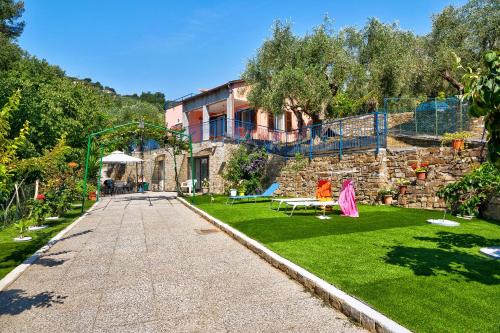 Diano Marina Villa | Casa Taggiasca: Pet Friendly Getaway with Family Amenities