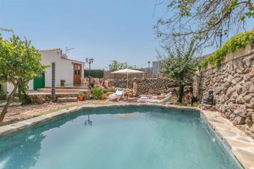 Vilaflor House | Tranquil Casa Tajinaste: Family-Friendly with Pool Access
