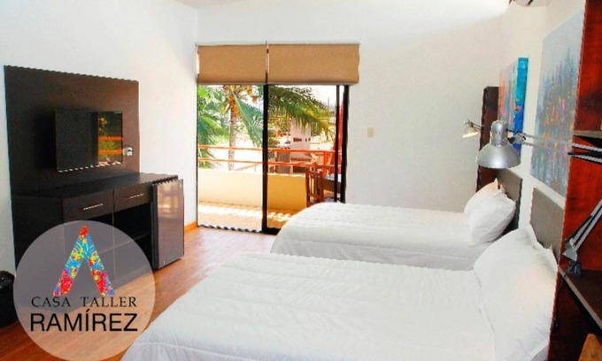 Playas Hotel | Discover Casa Taller Ramirez: 10/10 Rated with Ocean View