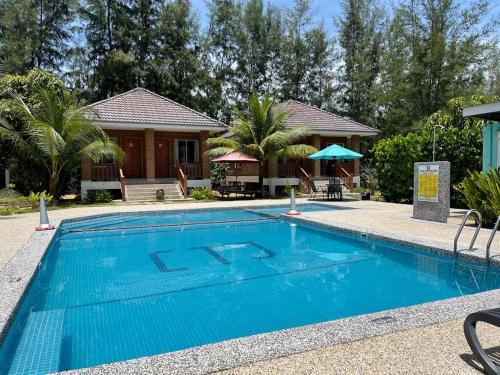 Kampung Gok Kapur House | Discover Casa Tanjung Jara: Oceanfront Paradise Awaits