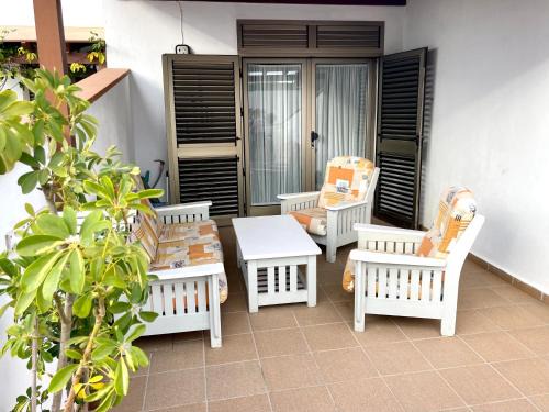 El Cotillo Apartment | Exceptional Family-Friendly Stay at Casa Teahupoo