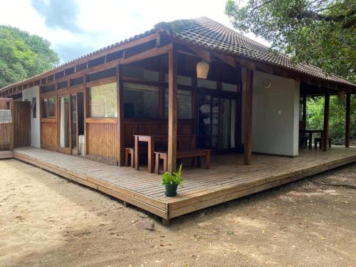 Matutuine Ski Chalet | Cozy Casa Techobanine with Private Beach and Ocean Views
