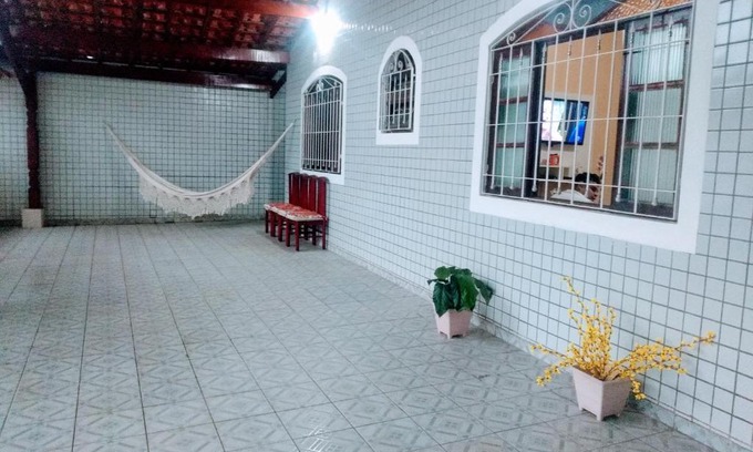 Balneario Pires House | Cozy Casa Temporada Steps from the Beach - Rated 9.9/10