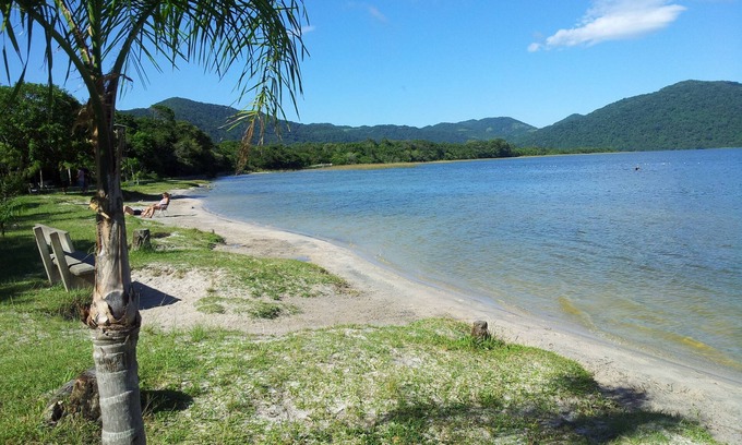 Morro das Pedras Hotel | Budget-Friendly Casa Temporada with Family Amenities