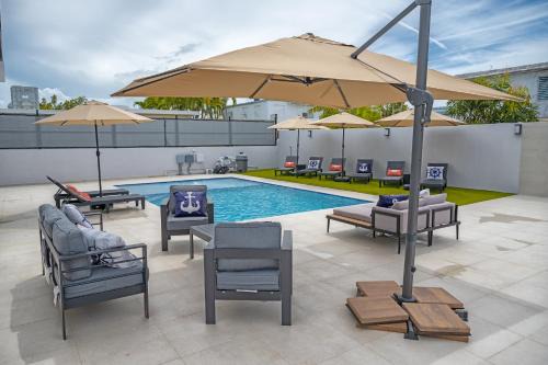 Levittown House | Casa Toñita