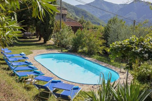 Borgo a Mozzano Villa | Family-Friendly Retreat at Casa Tognarello for All