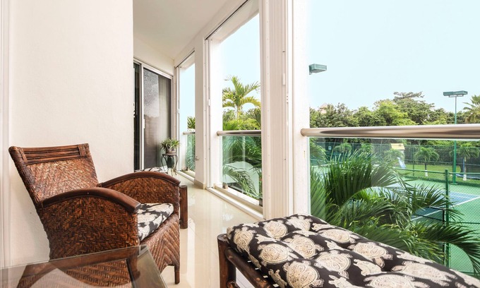 Cozumel Condo | Casa Tortuga: Poolside Bliss with Spa & Ocean Views