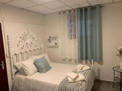 Arruda dos Vinhos Apartment | Pet-Friendly Retreat at Casa Touriga - Guest Rated 9.1/10