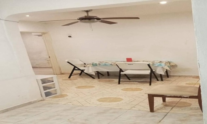 La Gloria House | Casa Tropicalissimo Isla Mujeres. located in the Colony, 5 Persons
