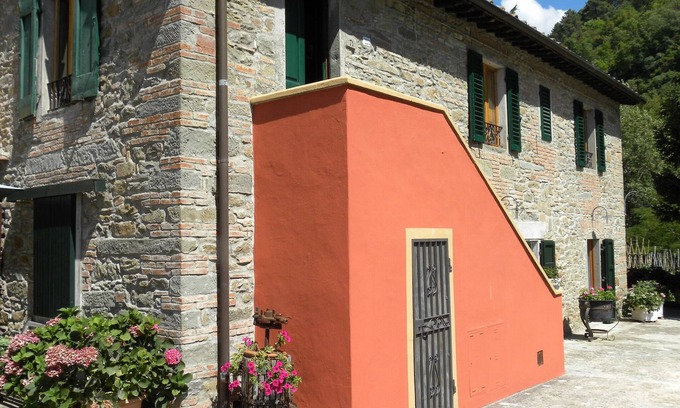 Bivio Pozzo Apartment | Bright Casa Tucci: Perfect for Families and Pets