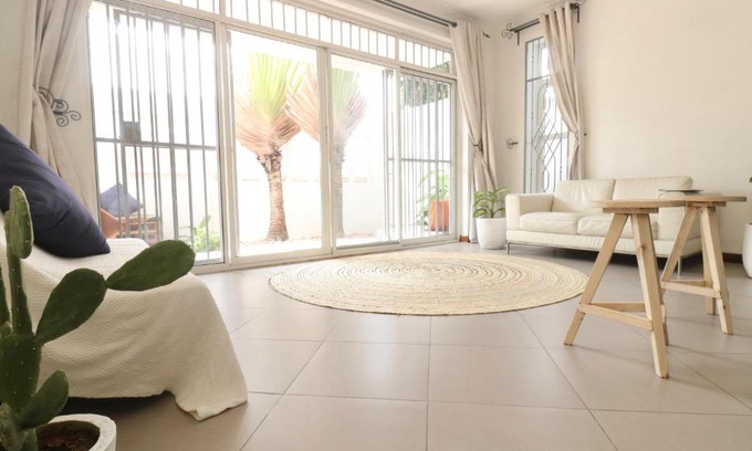 Msasani Apartment | Family-Friendly Casa with High Guest Ratings of 9/10