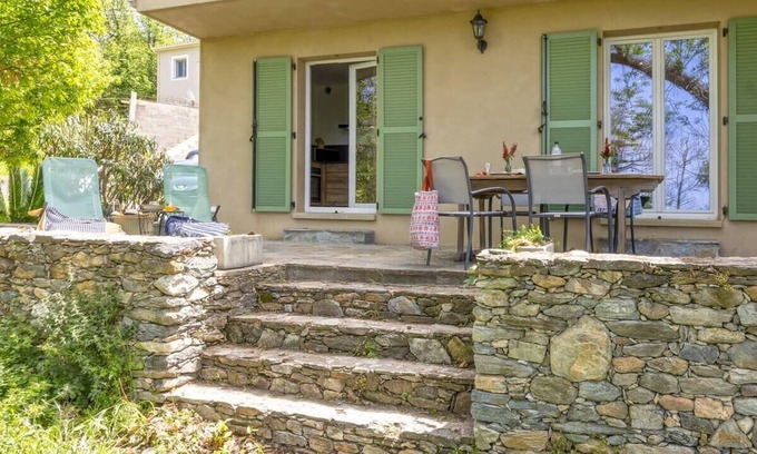 Barbaggio Apartment | Charming Casa U Castagnettu: Vineyard Retreat with Kitchen