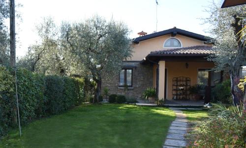 Montinelle House | Casa Ulivo