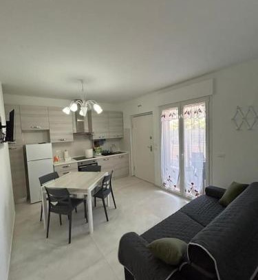 Porto d'Ascoli Apartment | Pet-Friendly Casa Vacanze Luì for Memorable Family Stays