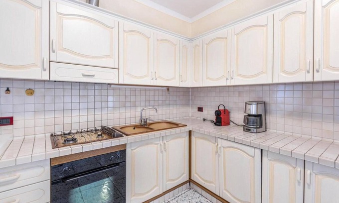 Picedo Apartment | Relaxing Stay at Casa Vacanze Baccolo - Appartamento Lucia