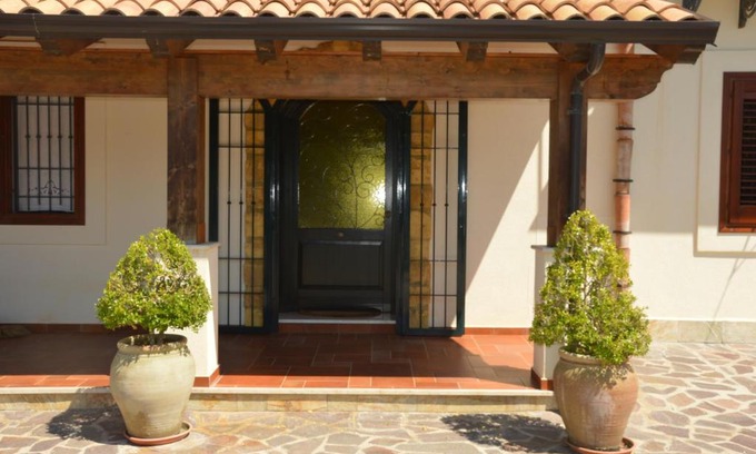 Partinico House | Guest Rated 9.6: Casa vacanza Borgo Parrini Awaits You